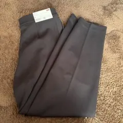 ユニクロ　ストレッチダブルフェイスイージーテーパードパンツ　M