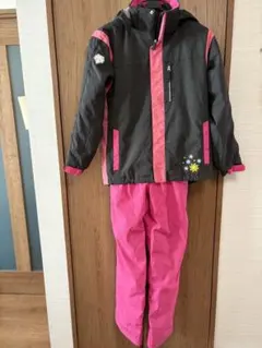 再値下げ！DESCENTE キッズ160 スキーウエア 女の子のサムネイル