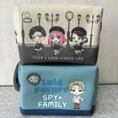 スパイファミリー　デフォルメスクエアポーチ　2点セット