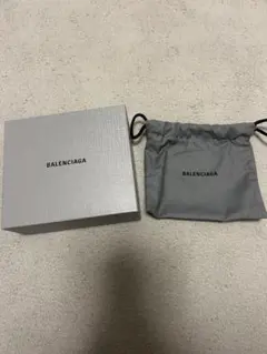 BALENCIAGA 空き箱　巾着