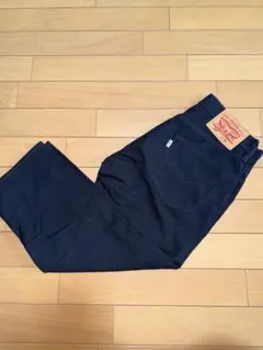 Levi's 505 ストレートパンツ W28 7分丈　美品のサムネイル