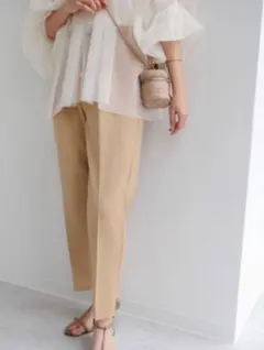 Alma Design 美脚テーパードパンツ ベージュ S