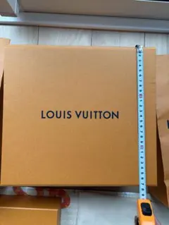 LOUIS VUITTON 禮品盒與收納袋套裝