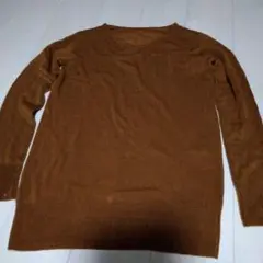 ニットブラウン