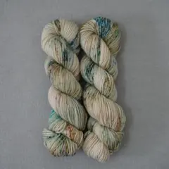 残り2 手染め毛糸〈地中海〉100g 225m DK