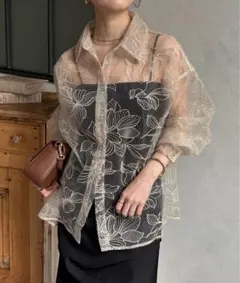 チュール花柄刺繍シャツのサムネイル