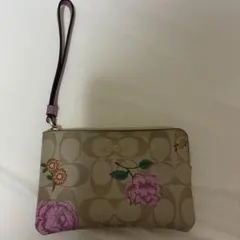 Coach 花柄ポーチ ベージュ/ピンク