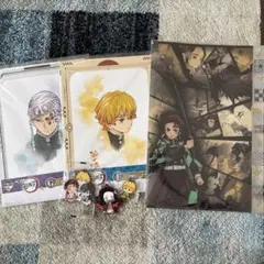鬼滅の刃　台紙付きミニポスター　クリアファイル他グッズ