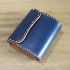 【少々訳あり】栃木レザー　サドルレザー　コンパクトウォレット　三つ折　青/生成り 少々訳あり】栃木レザー サドルレザー コンパクトウォレット 三つ折 青