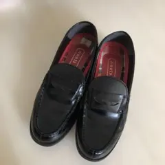 Item thumbnail for item 5b5c2dc8-1983-4ceb-869a-0b3f3aeb7171