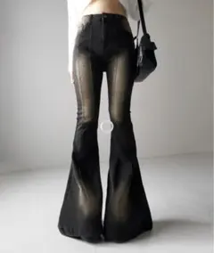 ミームセレクト　ヴィンテージライクストレッチブラックフレアデニム　ブラック