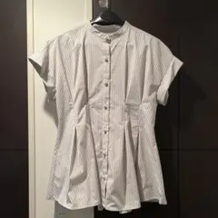 パールボタンペプラムシャツ（半袖）
