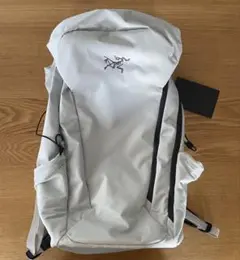 Arc'teryx ヒリアド15L バックパック ホワイト パープル - メルカリ
