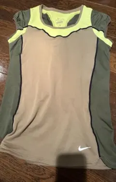 NIKE ドライフィット　トレーニング　ランニング　ウェア