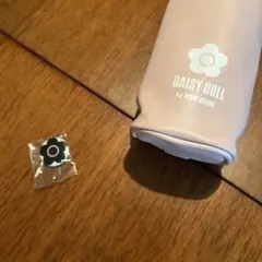 DAISY DOLL by MARY QUANT マルチケース＆ バッチのサムネイル