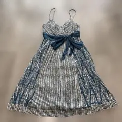 BCBG MAXAZRIA ひざ丈キャミワンピースのサムネイル