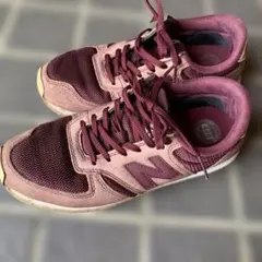 ニューバランス　New Balance バーガンディ スニーカー420