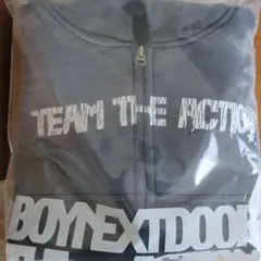 BOYNEXTDOOR The Action　パーカー