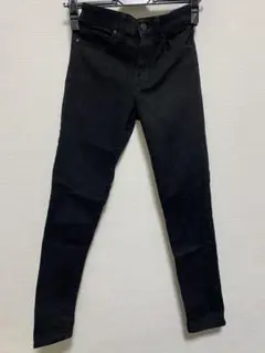 スキニーパンツ