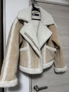 コート ムートンコート