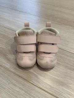 アシックス　スニーカー　ベビー