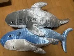 サメ ぬいぐるみ 大きめ グレー 青