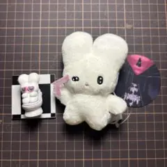 beco+81 しりみみうさぎ ピストルマスコットタグ付き ガチャガチャセット