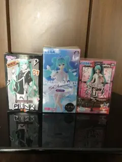 初音ミク フィギュア 3点セット PUNK 15th Anniversary他
