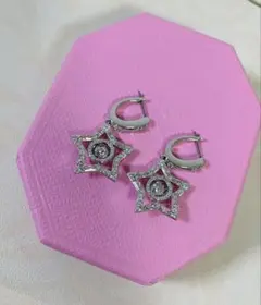 ほぼ新品　スワロフスキー Swarovski Stella ピアス