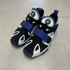 NIKE エア スニーカー ブラック/ホワイト/ブルー