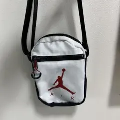 Jordan ボディバッグ 白/黒/赤