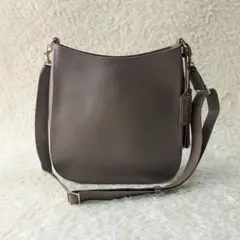 美品 上質 本革 レザー ショルダーバッグ タッセル グレージュ