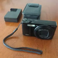 再値下げ！美品○RICOH CX4 コンパクトデジタルカメラ3点セット