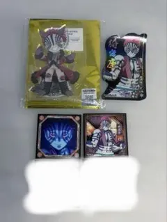 鬼滅の刃☆5点まとめ売り(内クリアファイル2枚入り)☆缶バッジ