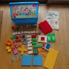 【欠品なし】アンパンマン パン工場とすべり台のおうちブロックバケツ　ブロックラボ