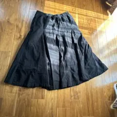 無印良品　ロングスカート ブラック フレア ウエスト紐のサムネイル