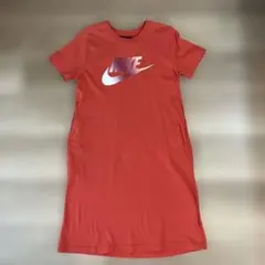 NIKE 半袖 ワンピースのサムネイル