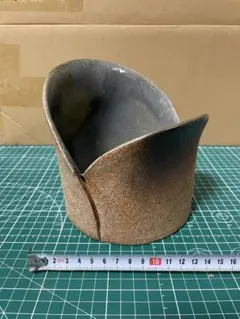 Item thumbnail for item ce9a9b6f-f330-47c5-9d44-35faa946d3ad