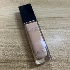 DIOR リキッドコンシーラー