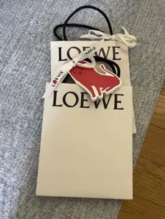 2026年最新】LOEWE ショップ袋・ショッパーの人気アイテム - メルカリ