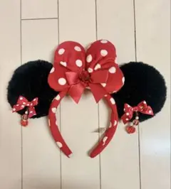 ミニー　ディズニー　カチューシャ　イヤリング　赤