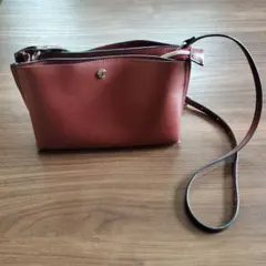 レガートラルゴ かるいかばん ショルダーバッグ 赤