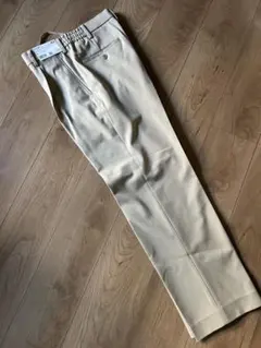 ユニクロ　タックワイドパンツ Sサイズ ベージュ