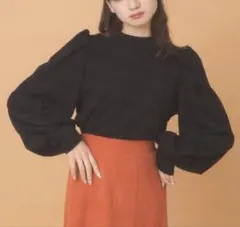 CHILLE ボリュームスリーブプルオーバー カットソー　長袖Tシャツ　新品