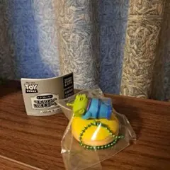 エイリアン だいすきフード カプセルトイ　すやすやドーナツ