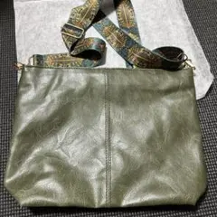 Item thumbnail for item bcab4565-1d23-46a9-9ef6-96f58a100e1b