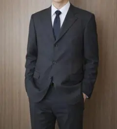DILETTO ダークグレー ビジネススーツ上下　中古
