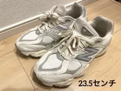 New Balance 9060シリーズ ホワイトスニーカー