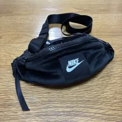 NIKE ブラック ボディバッグ・ウエストポーチ