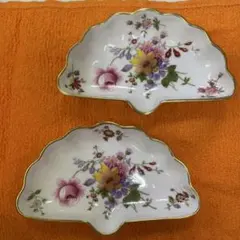 ロイヤルクラウンダービー 花柄シェル型皿 2枚セット